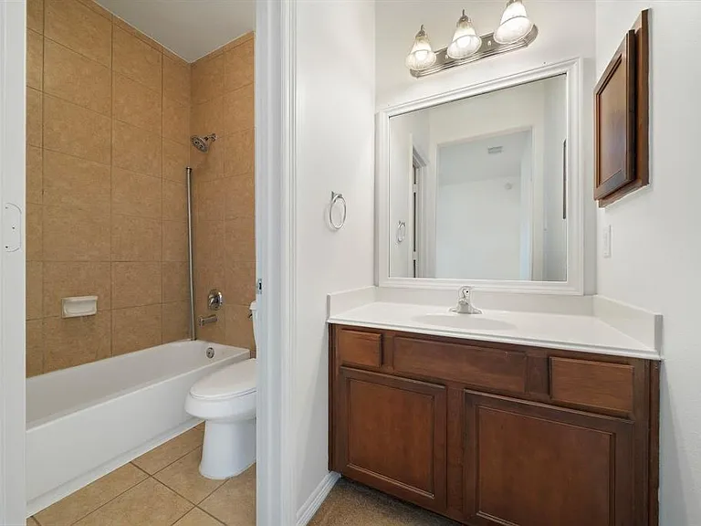 3818 Orchard Springs Ct — Photo 34
