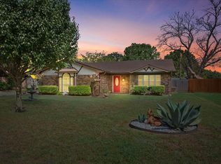 505 E Hayes Ave, Whitney, TX 76692
