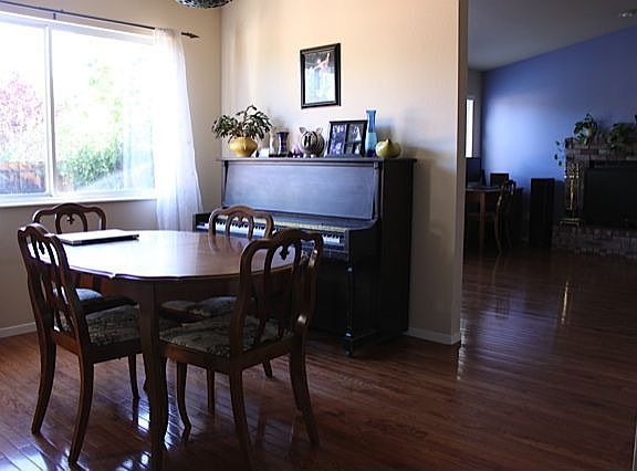 3rd image of 5209 Palo Alto Cir