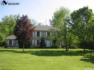 640 Thornhill Dr, Aurora, OH 44202