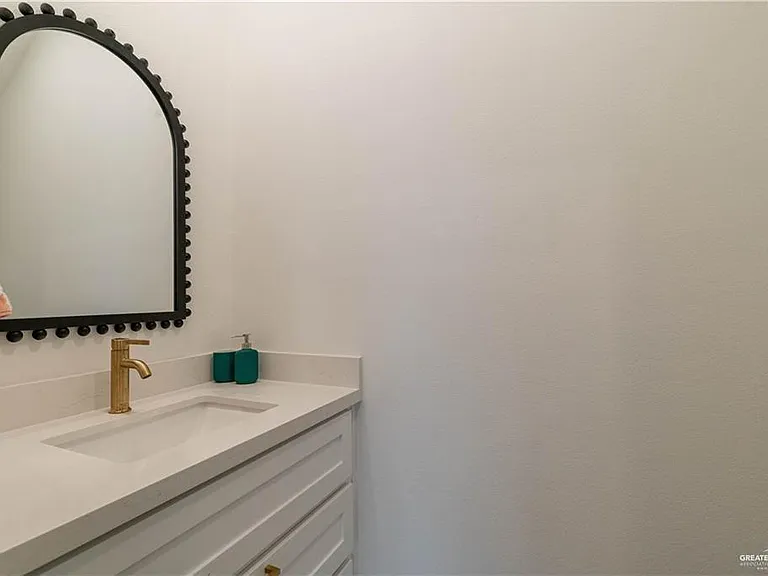 2613 Warbler Ave — Photo 8