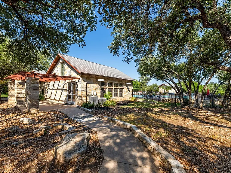 3705 Turetella Dr — Photo 25