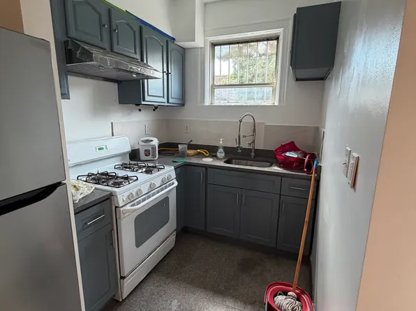 (undisclosed Address), Bayside, NY 11361