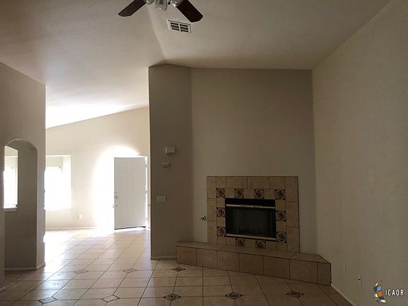 5th image of 228 Acapulco Dr