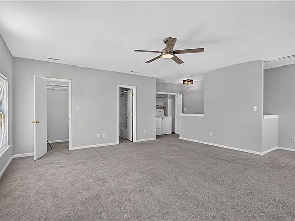5th image of 501 Thornloe Ln