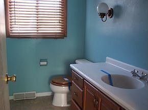 4th image of W5820 S Oak Park Cir