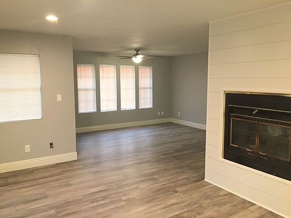 3rd image of 7531 Langdon Ave