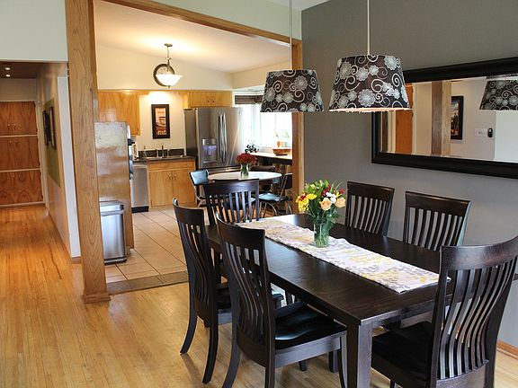 Dining & Kitchen