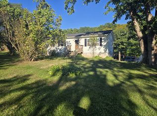 5409 Indian Fields Rd, Coeymans Hollow, NY 12046