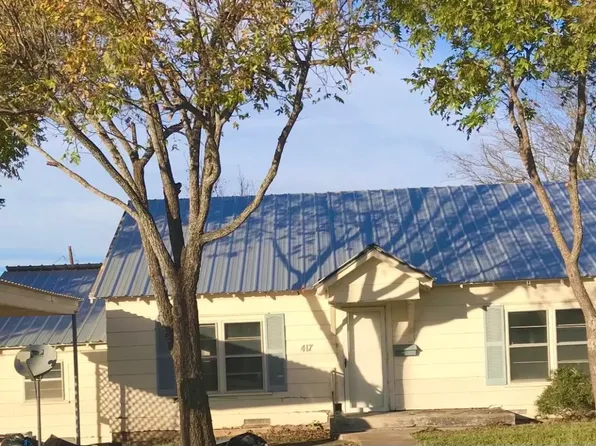 417 W Grogan St, Hamilton, TX 76531