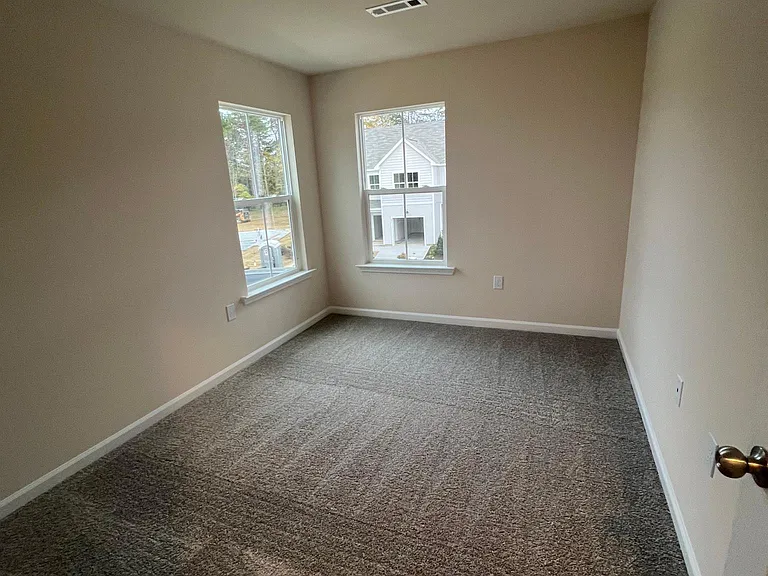 872 Falls Grove Trl — Photo 14