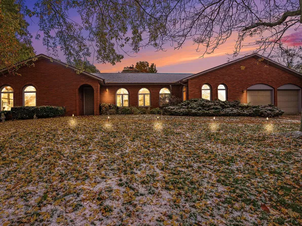 835 Monroe Blvd, South Haven, MI 49090