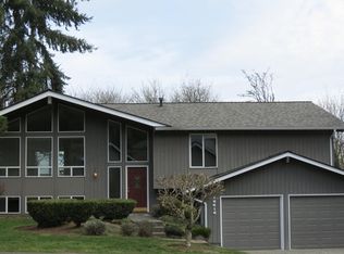 16616 NE 46th St, Redmond, WA 98052