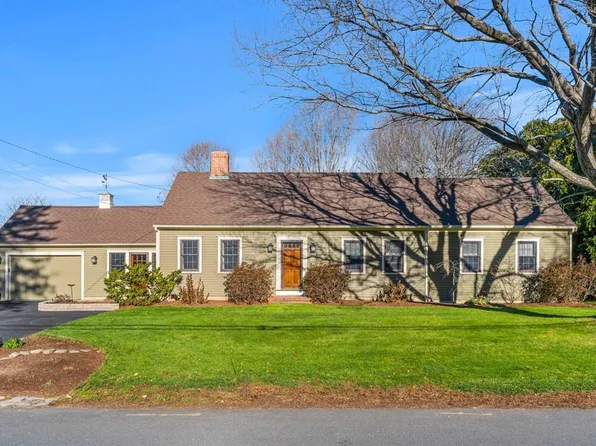 16 Hay St, Newbury, MA 01951