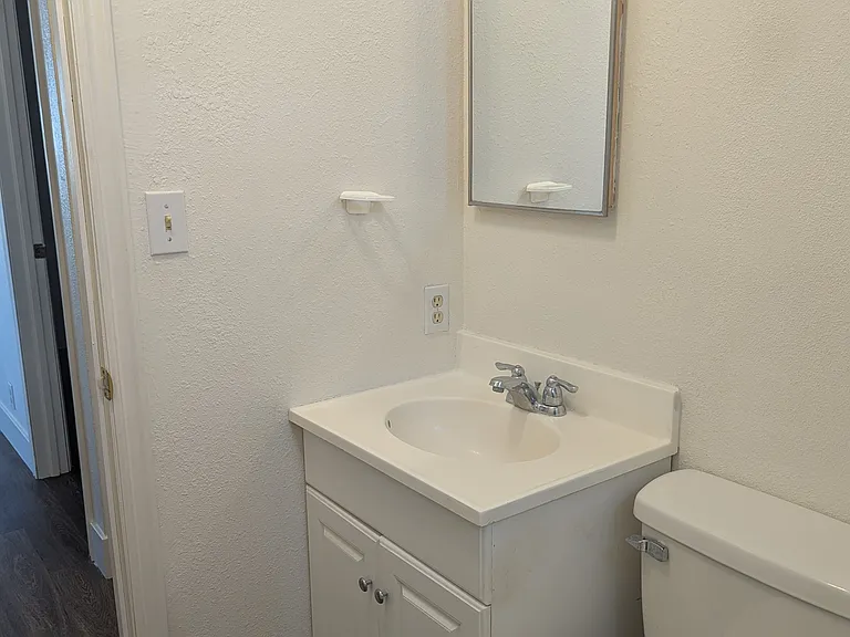238 E First North St #3 — Photo 14