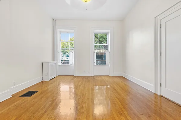Living room, photo 3