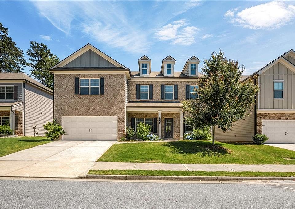1st image of 18 Dorothy Ln