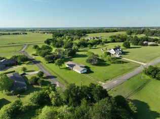 150 N Powell Dr, Hubbard, TX 76648