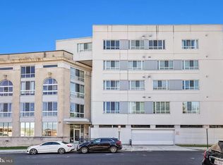 5885 Colorado Ave NW APT 402, Washington, DC 20011