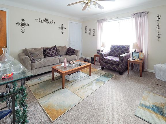 456-458 Fairview Ave-103