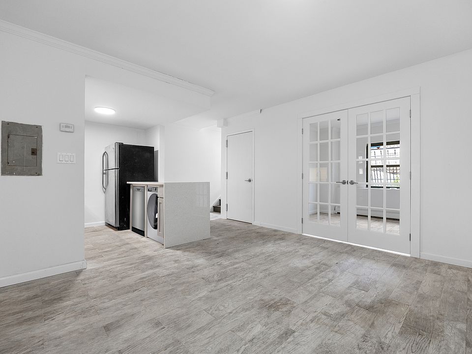 1st image of 174 Sumpter St #1B