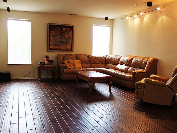 5th image of 8046 Mandarin Ave