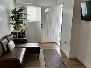 1107 E 102nd St, Los Angeles, CA 90002