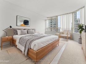 1 Aberfoyle Cres