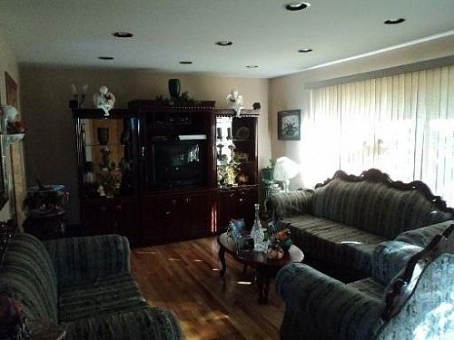 1st image of 28W670 Bolles Ave