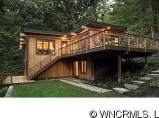 496 Sunset Dr, Asheville, NC 28804