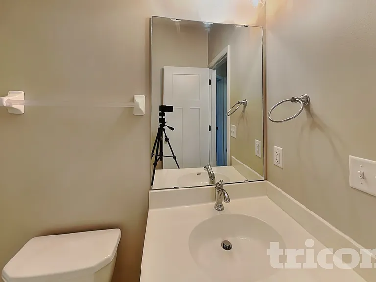 1341 Meadow Ln — Photo 12