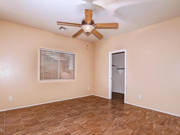 3rd image of 881 E Heather Dr