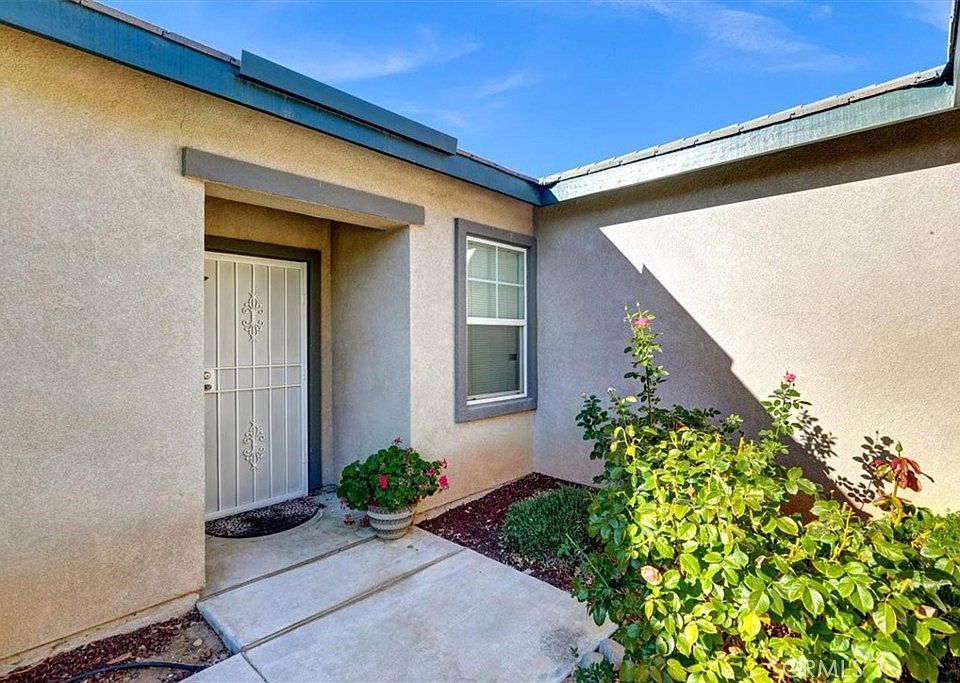 13793 Mimi Rd, Victorville, CA 92392 | Zillow