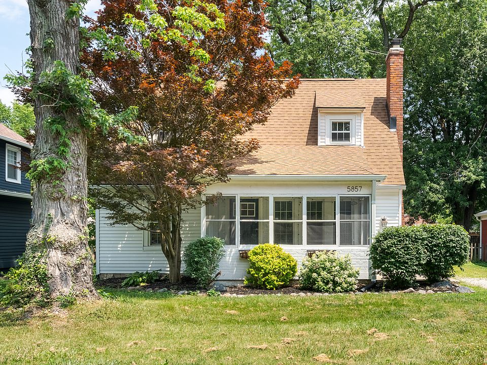 1st image of 5857 Rosslyn Ave