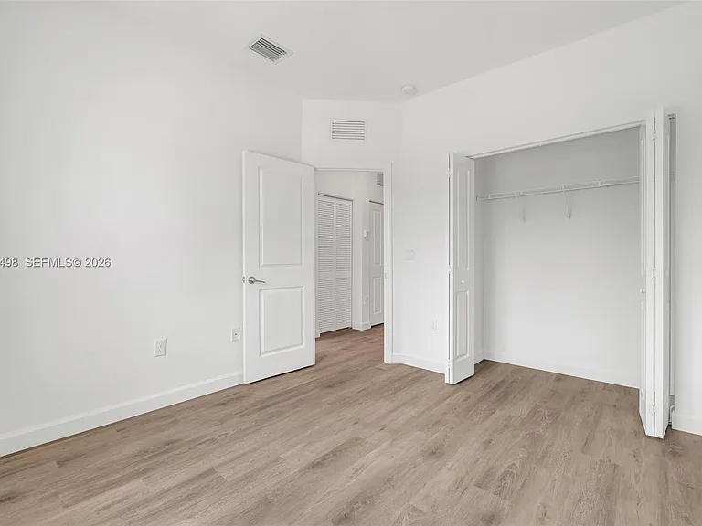 582 NE 207th St #582 — Photo 30