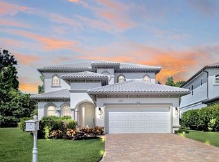 2907 Coco Lakes Dr, Naples, FL 34105