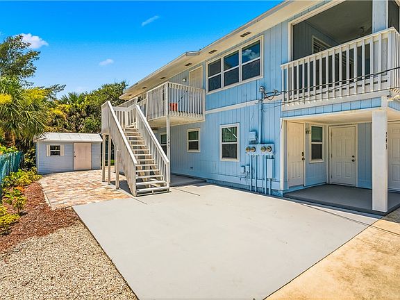 5th image of 741 Hernando St