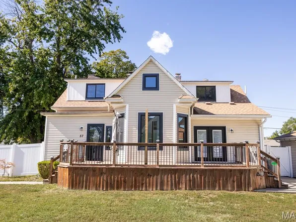 57 W Patterson St, Mascoutah, IL 62258