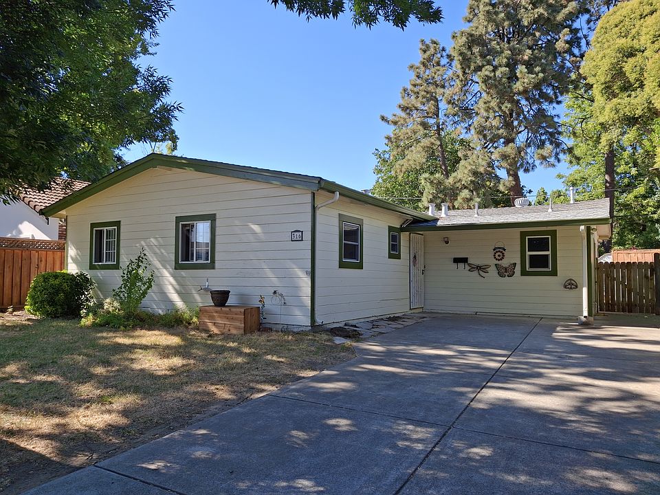 1st image of 316 Deodara St