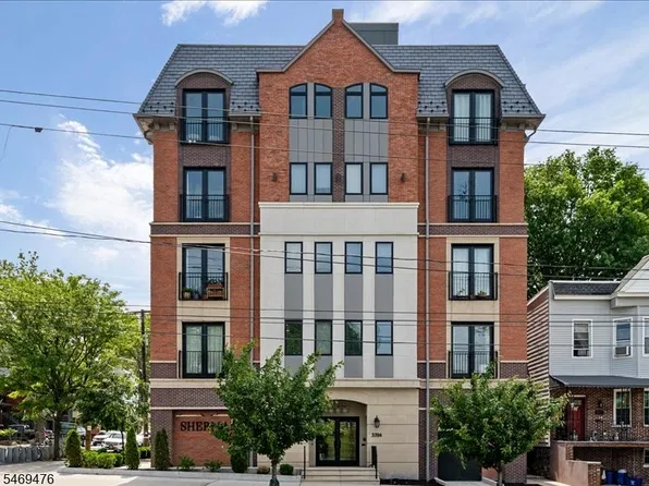 139 Sherman Pl. #404, Jersey City, NJ 07307