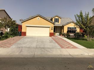 5112 Gleaming Gem Way, Bakersfield, CA 93313