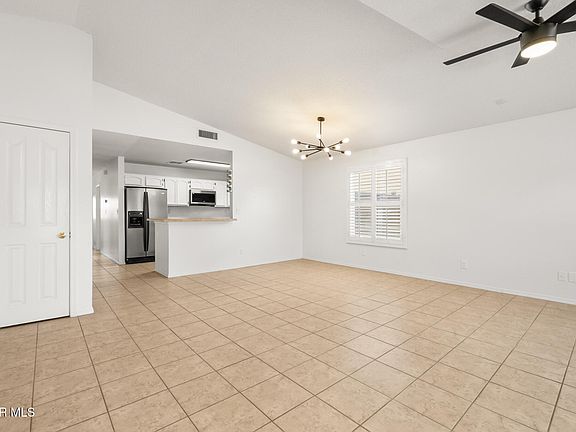 4th image of 14121 Tierra Halcon Dr