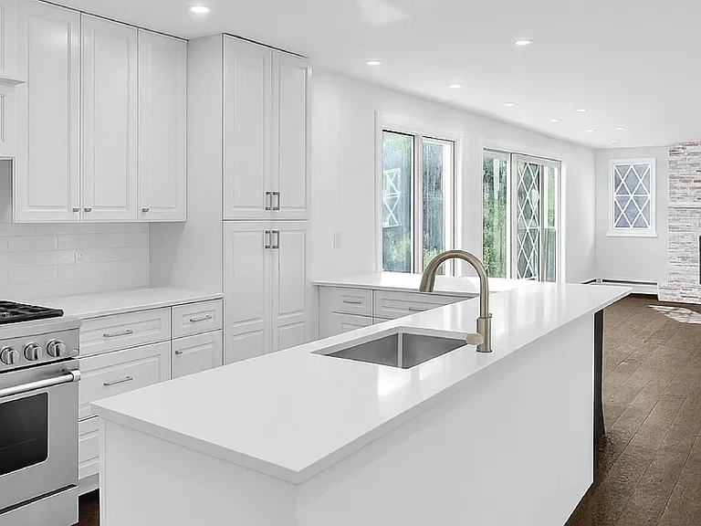 71 Tiffany Dr — Photo 3