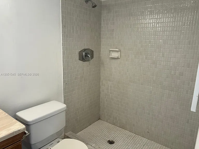 6100 S Falls Circle Dr #202 — Photo 13