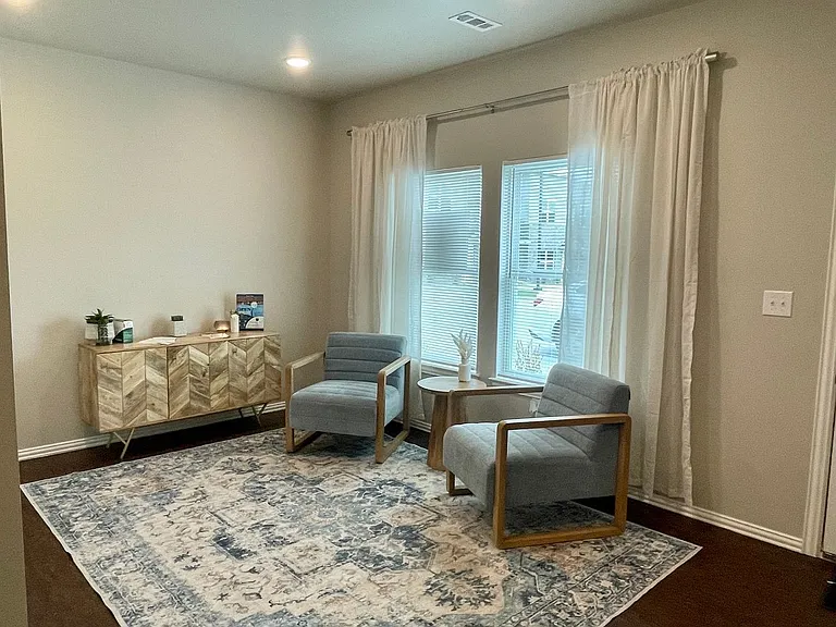 11800 N Western Ave — Photo 32