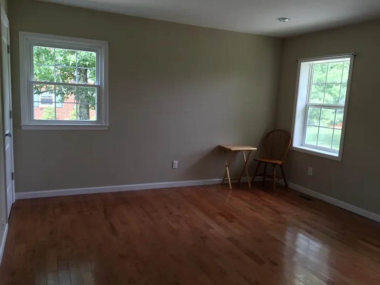 1211 Clearview Dr — Photo 7