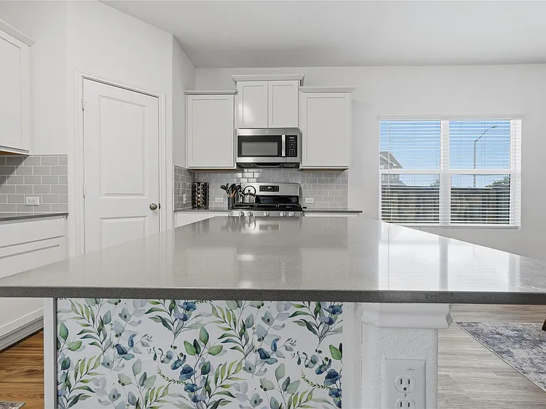 100 Wind Flower Ln — Photo 12