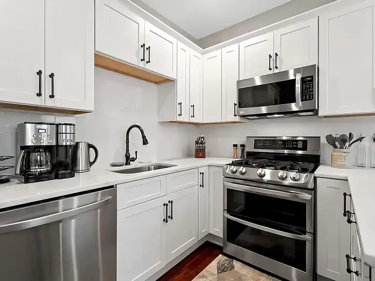 20 Hobart St #1 — Photo 12