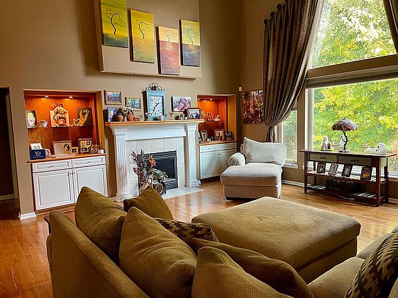 4th image of 56048 Chianti Dr