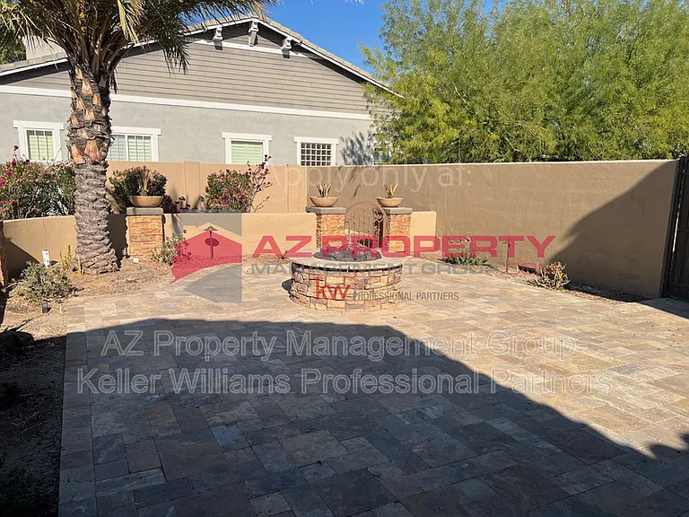 12549 N 152nd Dr — Photo 3